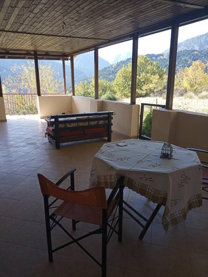 Evilion Traditional Inn Plakoton Quarto foto